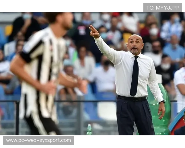 斯帕莱蒂现场观战意甲第23轮，考察洛卡特利防守端覆盖力